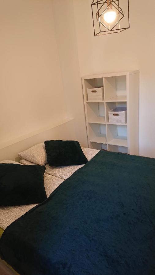 City Centre Kreutzwaldi Apartment, Free Parking Tallinn Ngoại thất bức ảnh