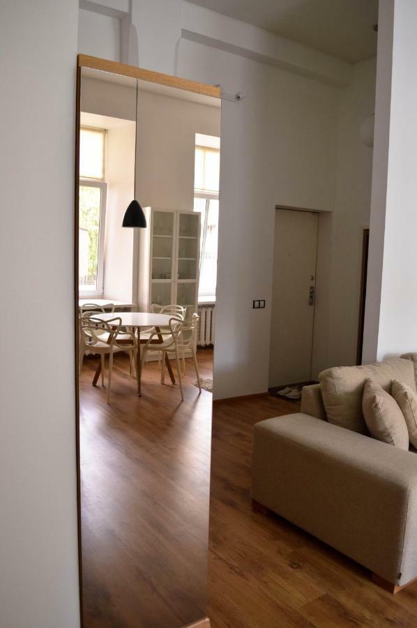 City Centre Kreutzwaldi Apartment, Free Parking Tallinn Ngoại thất bức ảnh