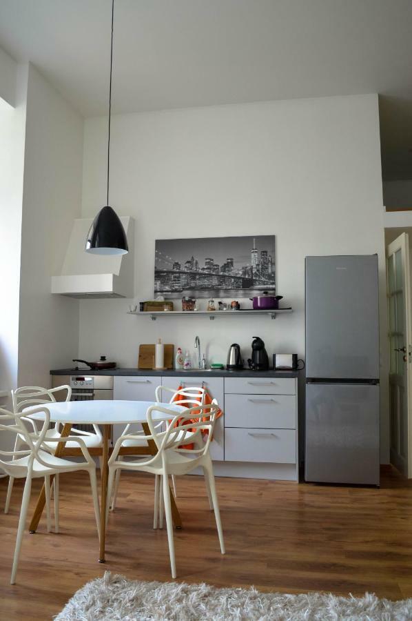 City Centre Kreutzwaldi Apartment, Free Parking Tallinn Ngoại thất bức ảnh