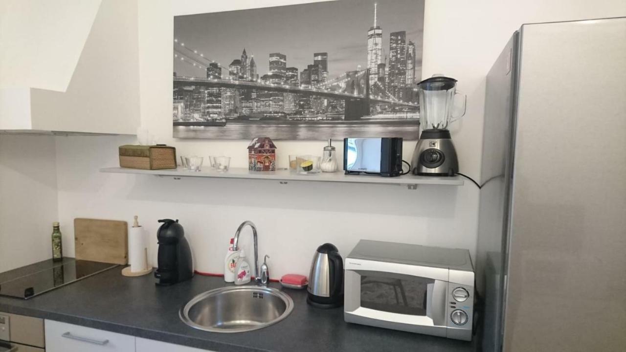 City Centre Kreutzwaldi Apartment, Free Parking Tallinn Ngoại thất bức ảnh