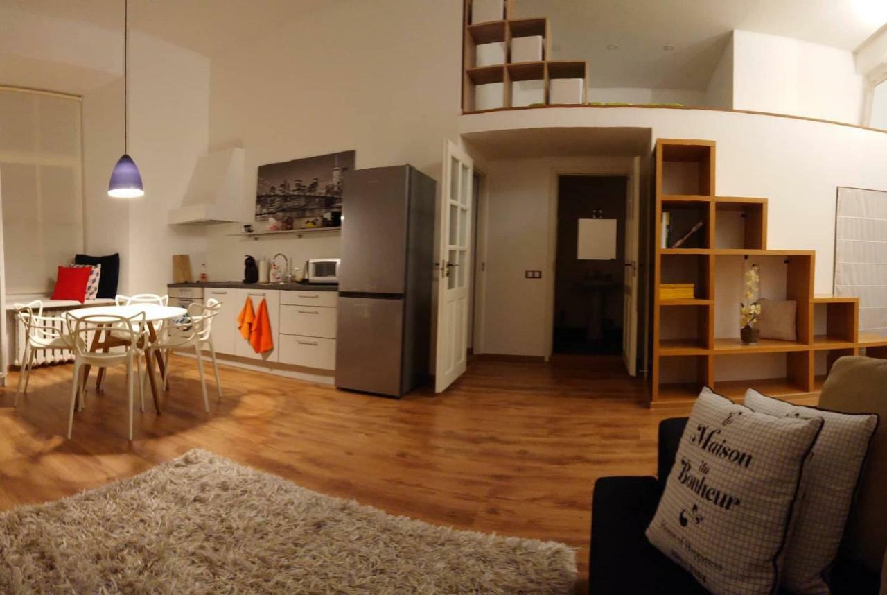 City Centre Kreutzwaldi Apartment, Free Parking Tallinn Ngoại thất bức ảnh