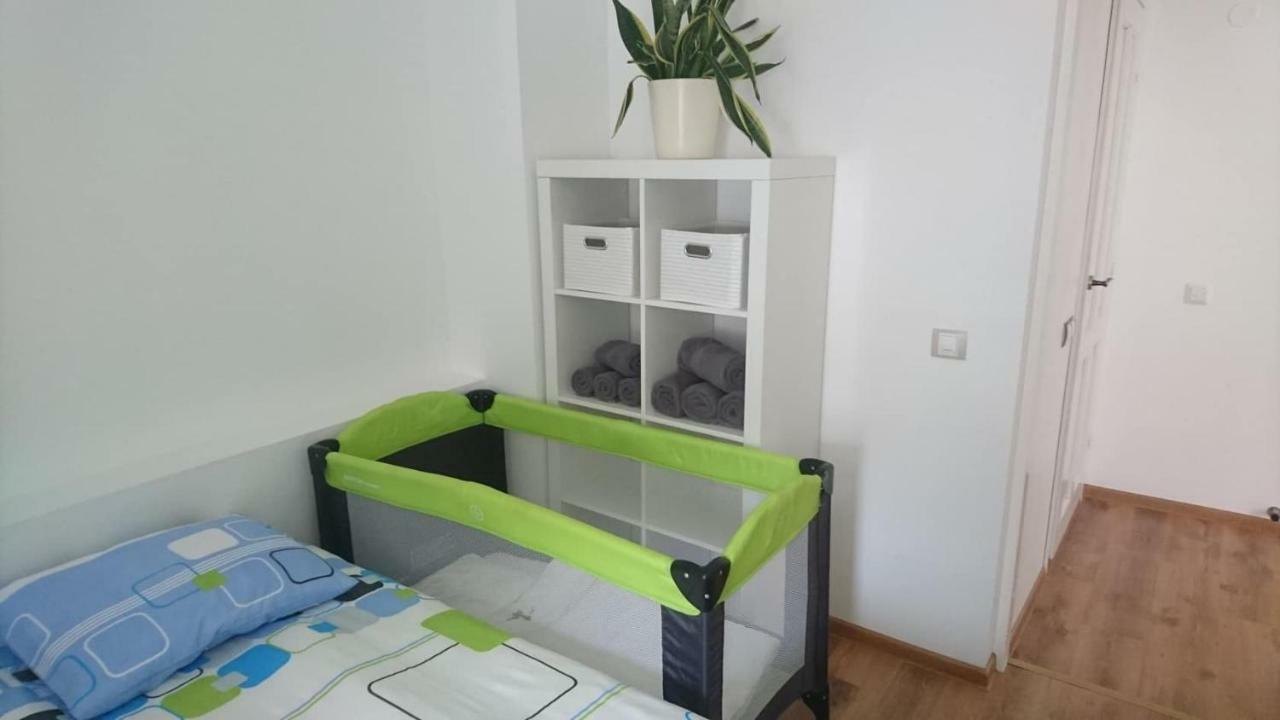 City Centre Kreutzwaldi Apartment, Free Parking Tallinn Ngoại thất bức ảnh
